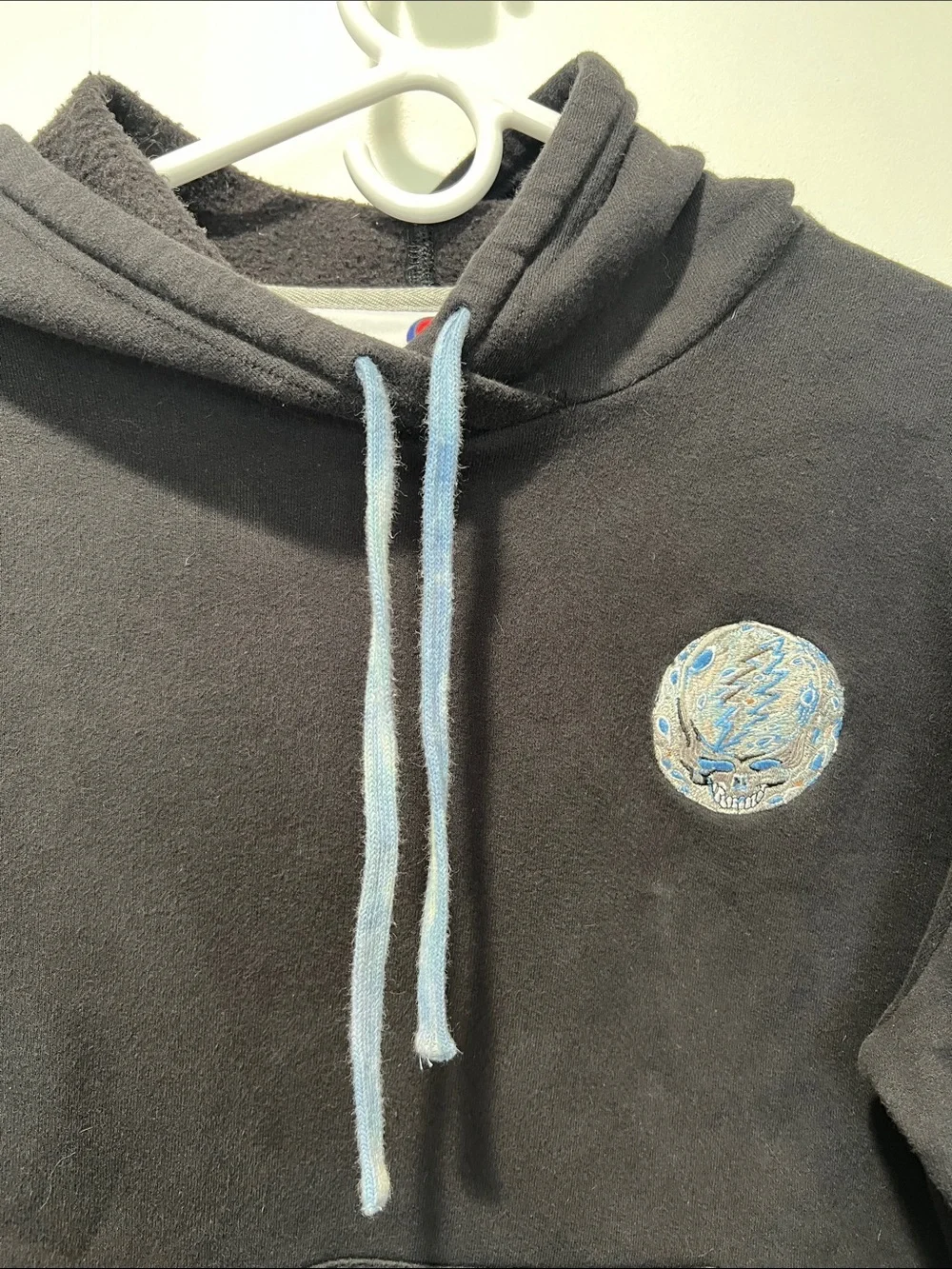 Teton Gravity Research Hoodie w/ embroidered Grateful Dead Skullie - Medium - Picture 3 of 6